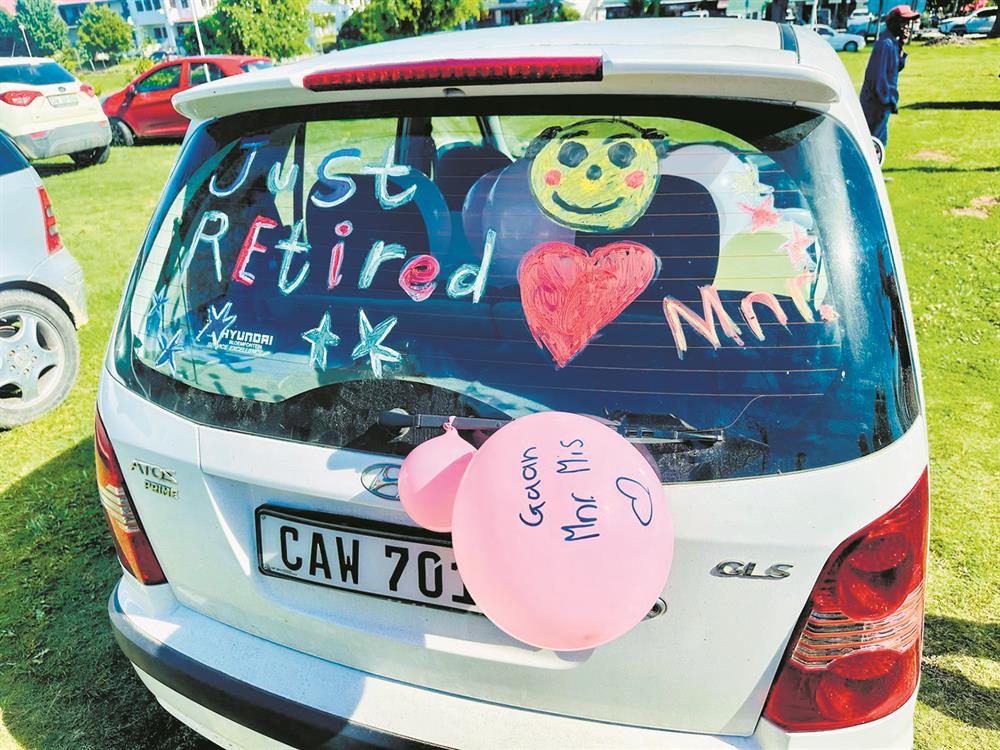 Hoekwil Primary bids fond farewell to Principal Flippie Grobbelaar