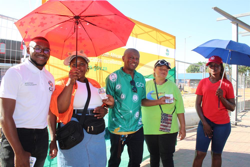 Bulumko Kula (Eden FM), Lamla Viti (Thembalethu), Jethro Grootboom (Goverment Communications), Angeline Lieman (Syferfontein) and Kelly Maraitza (Thembalethu). Photos: Michelle Pienaar